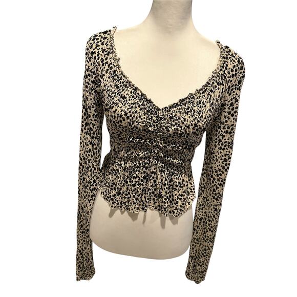 Urban Outfitters Tops - Urban Outfitters White Black and Tan Long Sleeve Medium